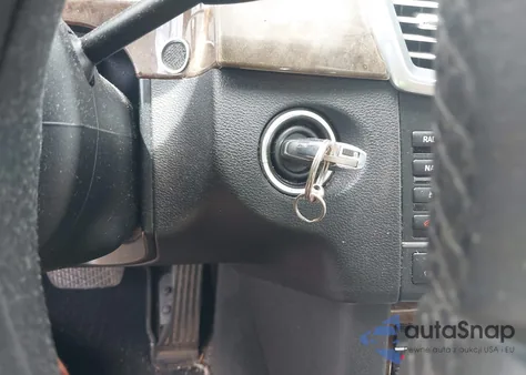 2010 Mercedes-Benz E 350 4Matic from USA, damaged, VIN WDDHF8HB0AA217328